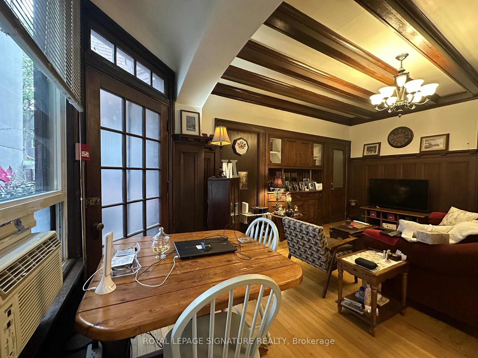 100A-646 Broadview Avenue, Toronto, ON - Indoor