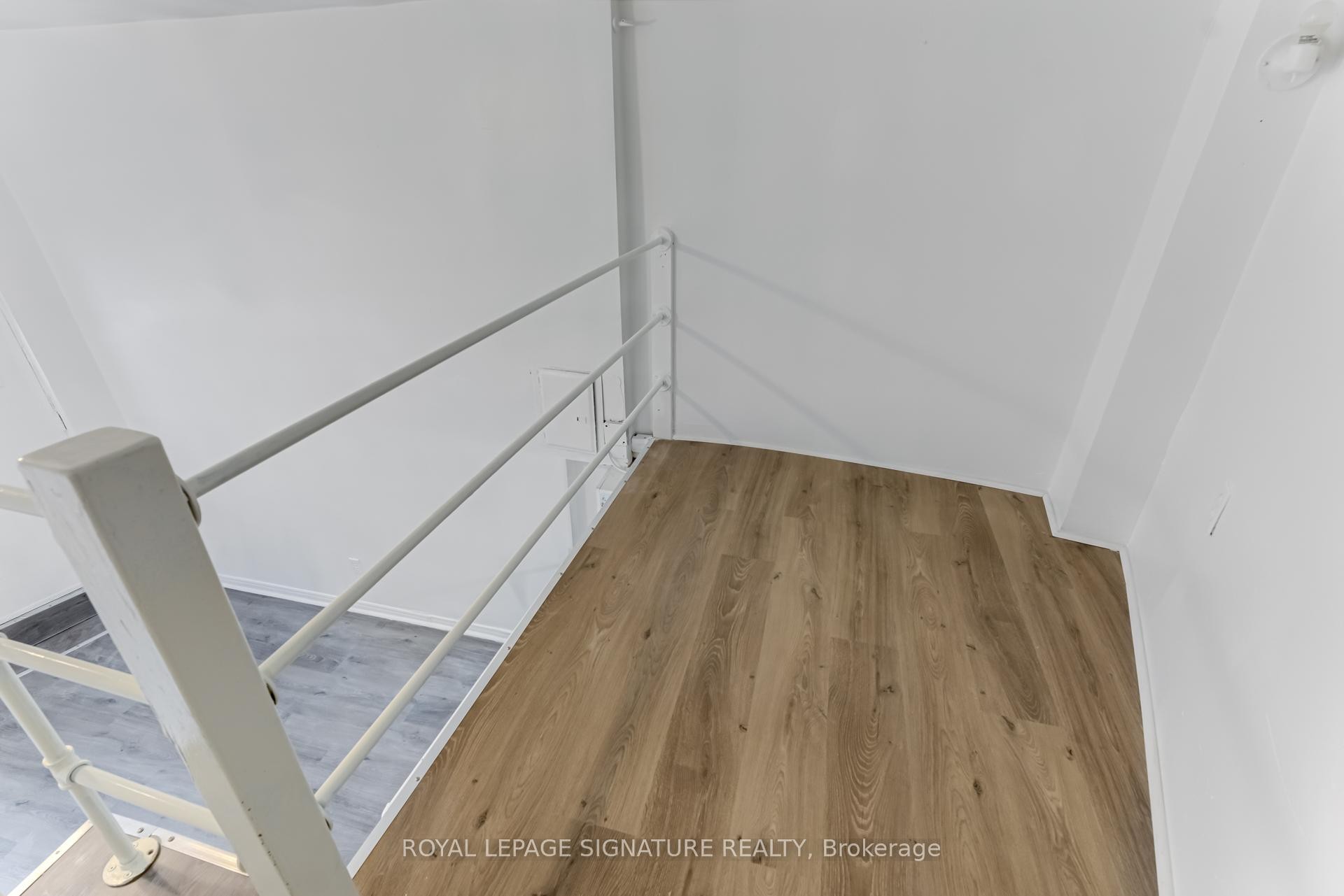 Back-3042 Dundas Street W, Toronto, ON - Indoor Photo Showing Other Room