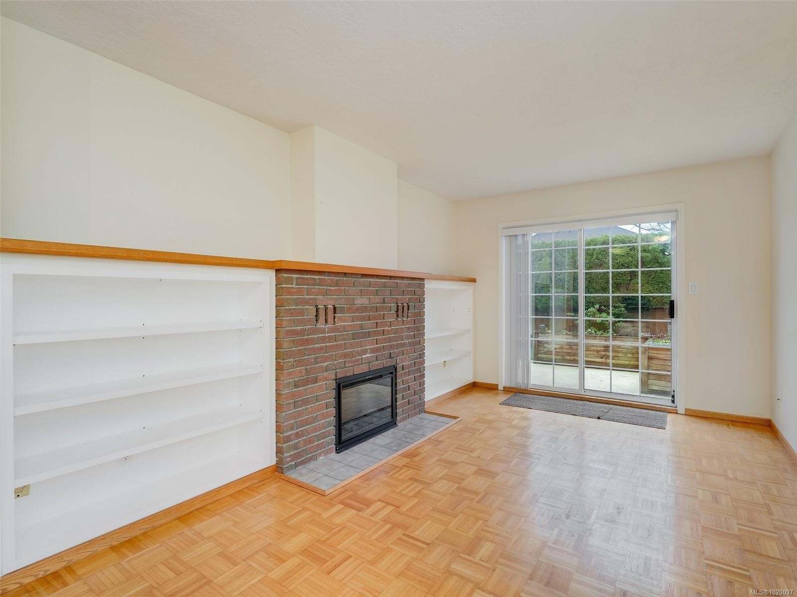 993 Scottswood Close, Saanich, BC