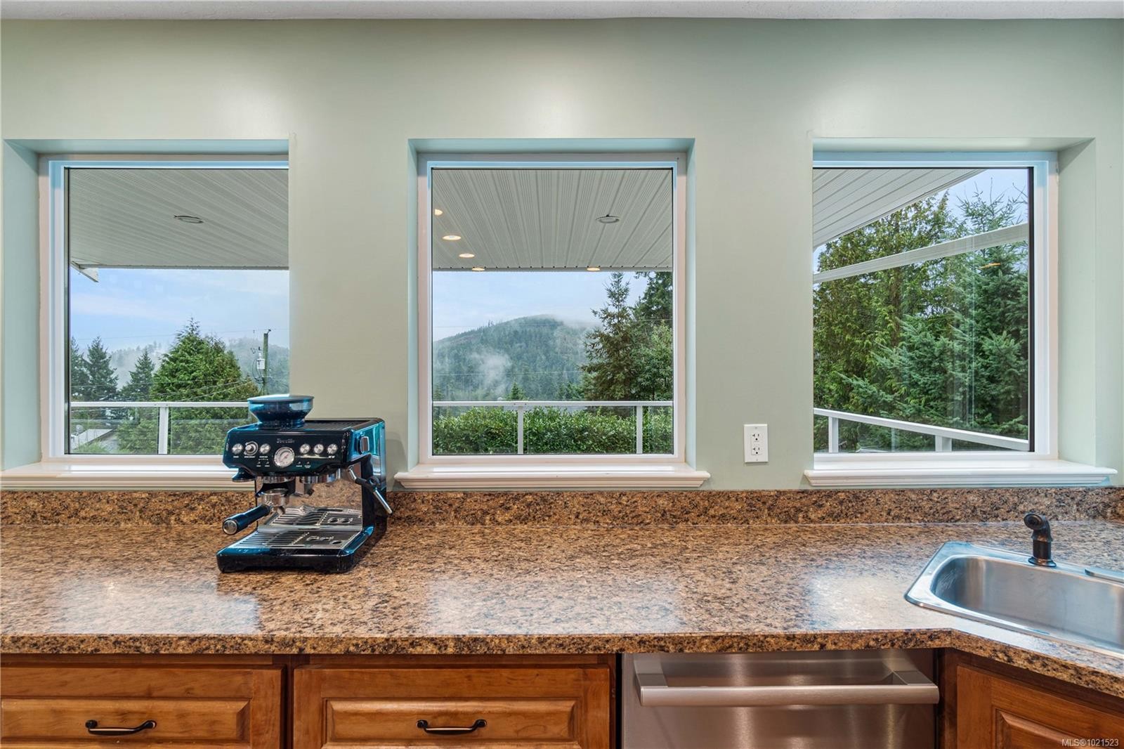 1763 Martini Way, Qualicum Beach, BC