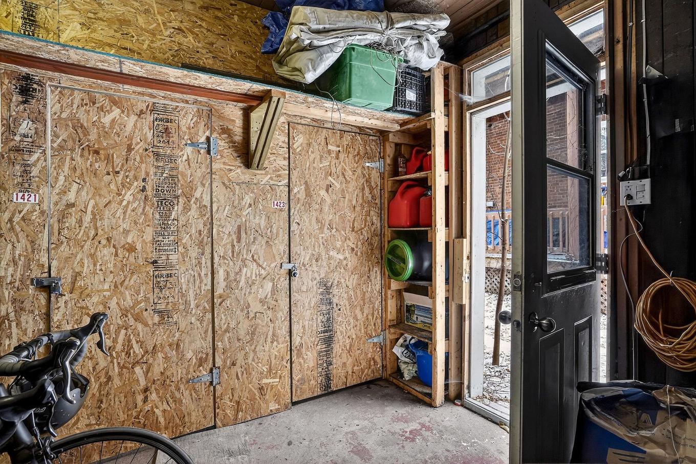 Storage - 1423 Rue Leclaire, Montréal (Mercier/Hochelaga-Maisonneuve), QC - Indoor