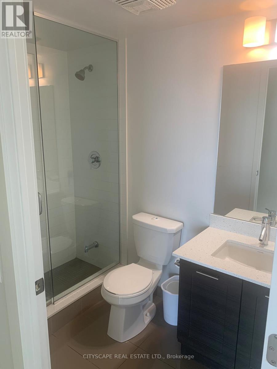 1304 - 2220 Lakeshore Boulevard, Toronto, ON - Indoor Photo Showing Bathroom