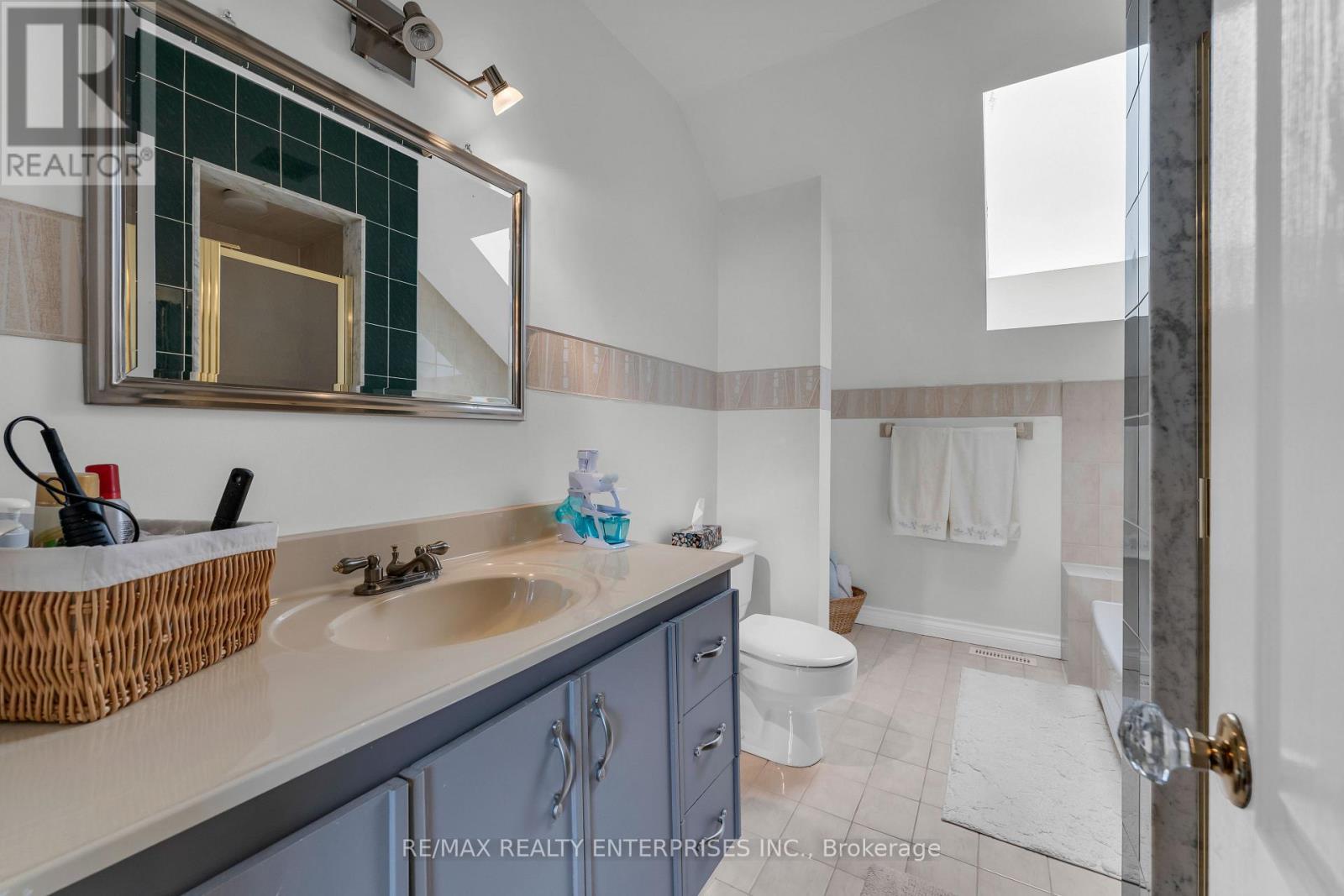 767 Mayfield Road, Brampton, ON - Indoor Photo Showing Bathroom