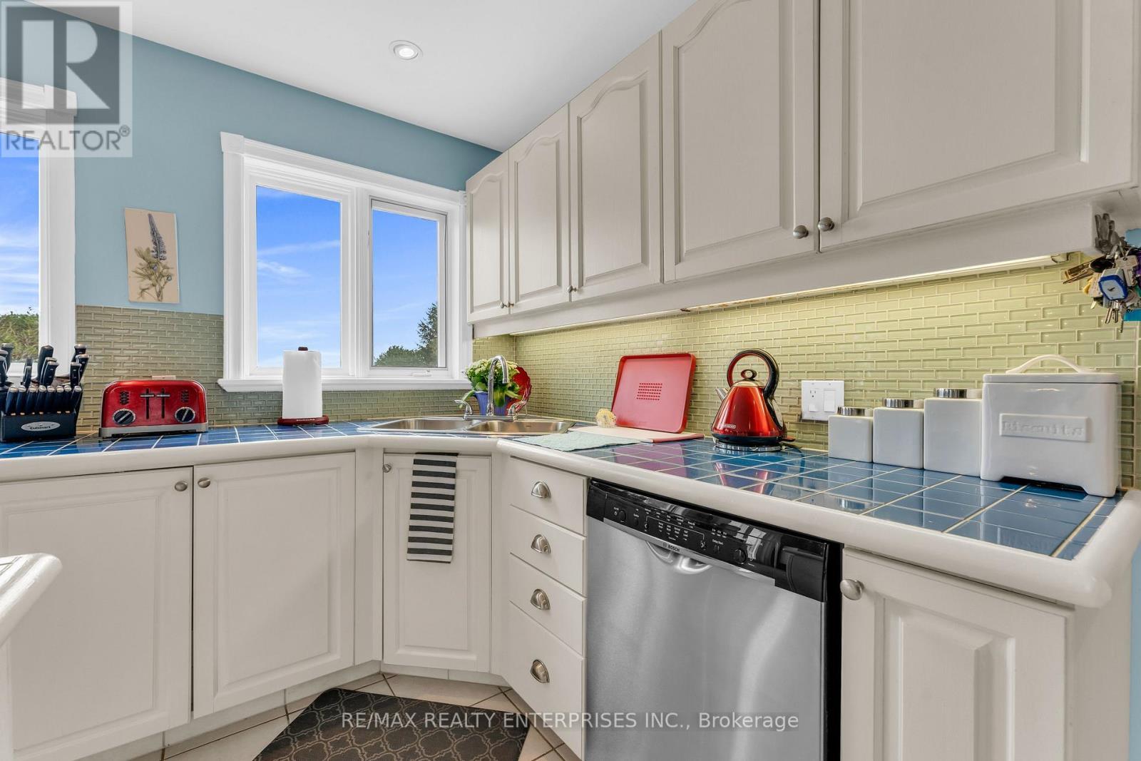 767 Mayfield Road, Brampton, ON - Indoor Photo Showing Kitchen With Double Sink