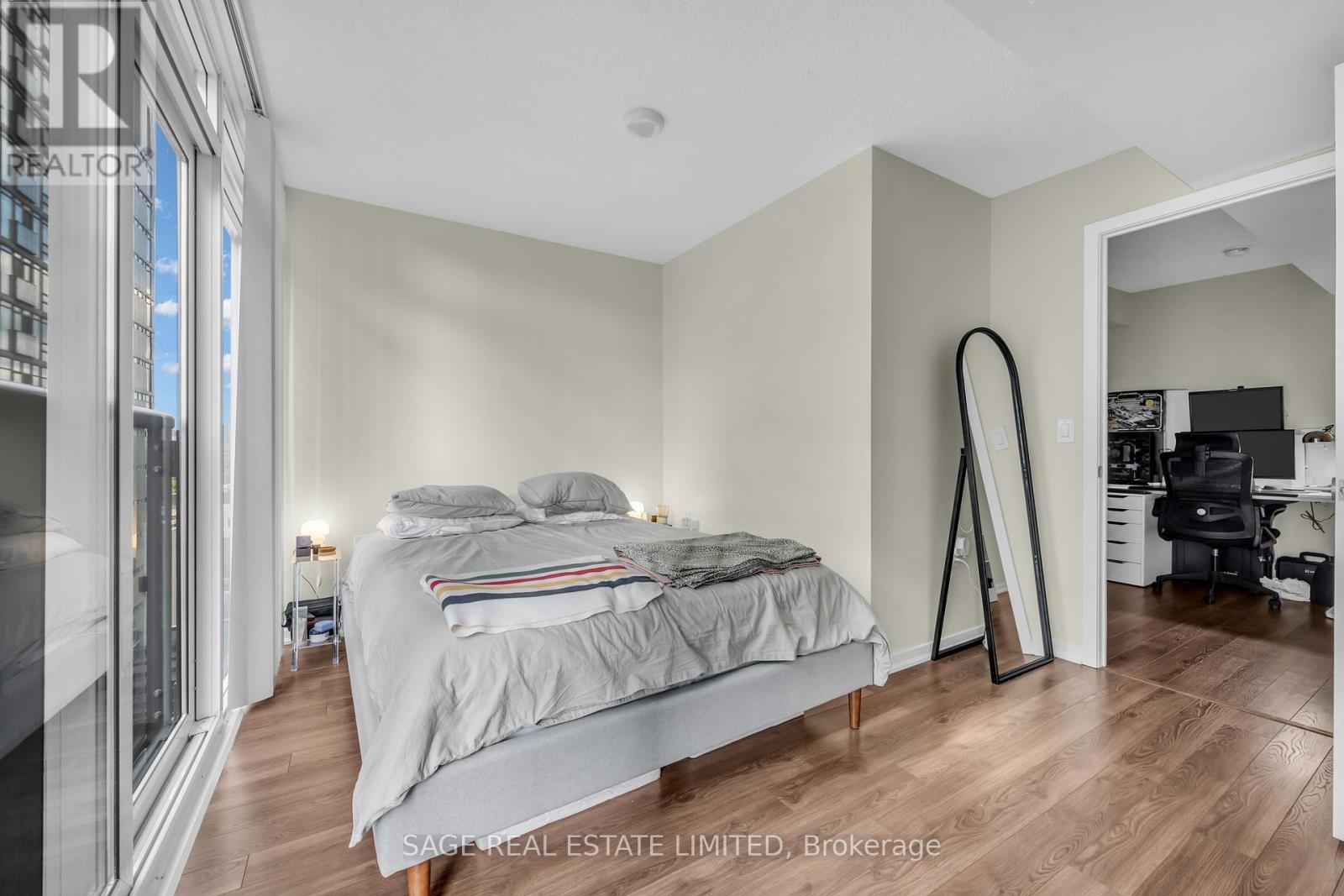 1210E - 36 Lisgar Street, Toronto, ON - Indoor Photo Showing Bedroom