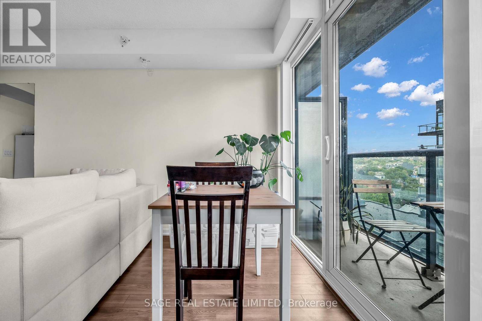 1210E - 36 Lisgar Street, Toronto, ON - Indoor Photo Showing Other Room