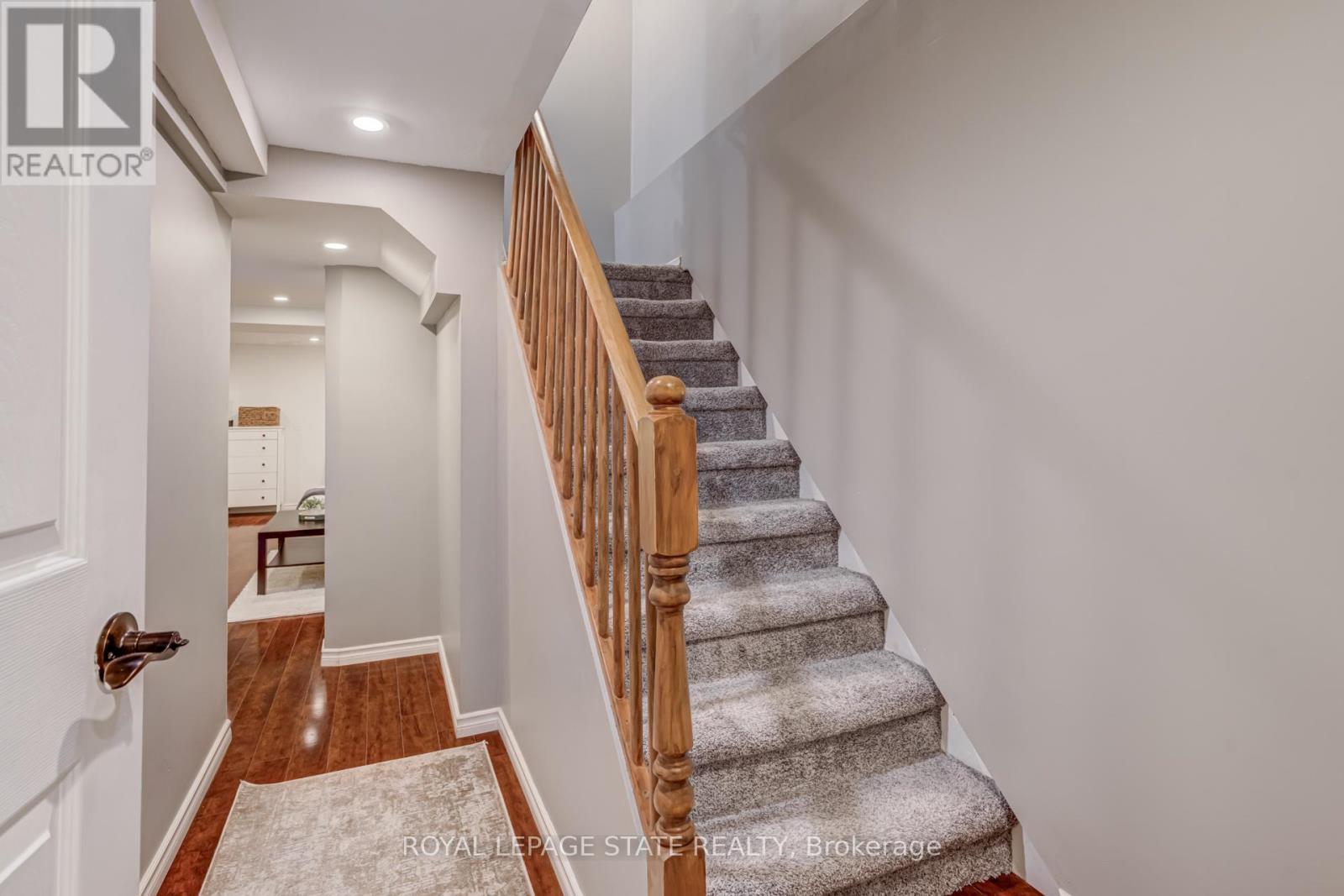 6 - 171 Highbury Drive, Hamilton, ON