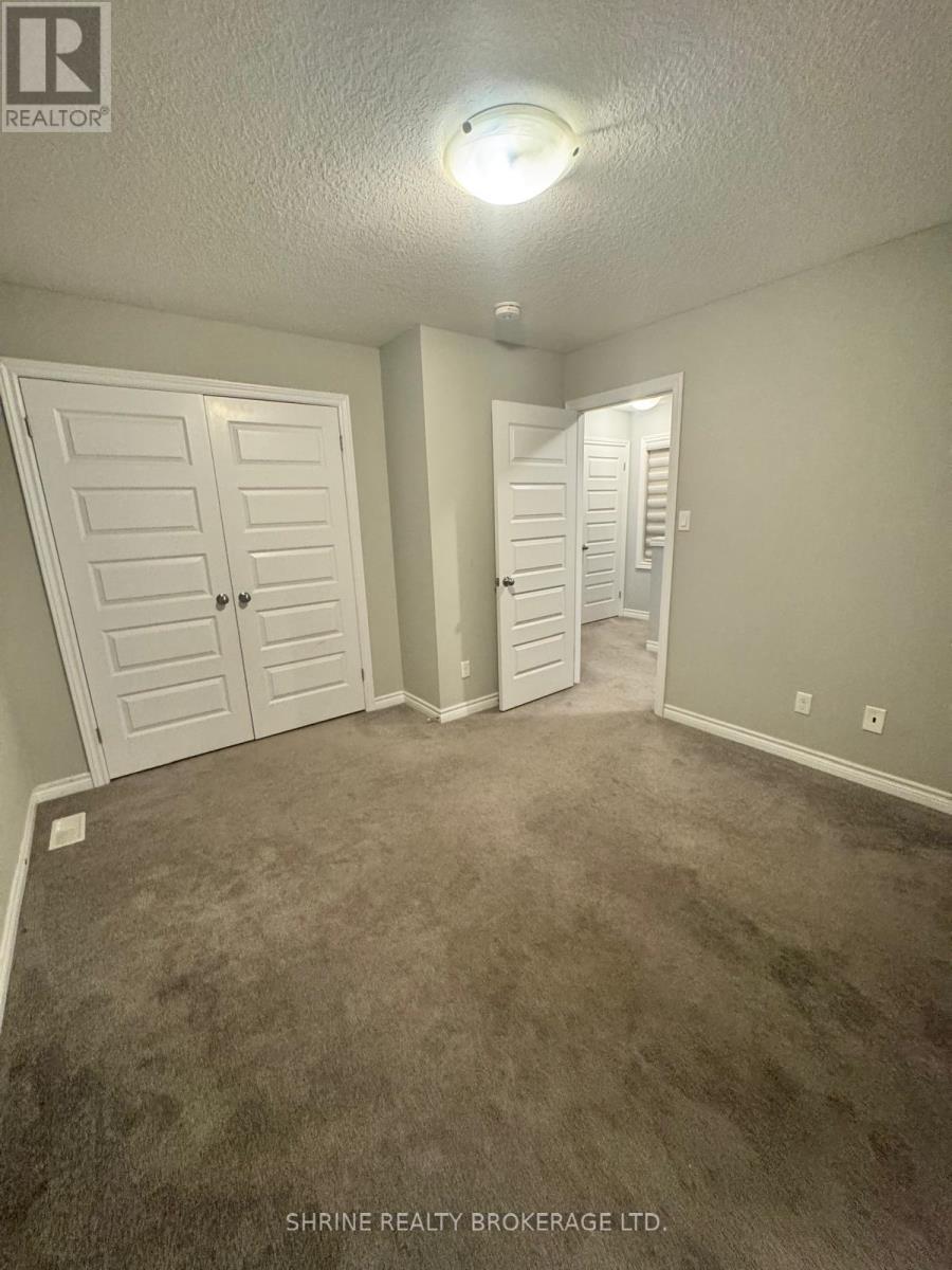 1704 O'Hanlan Lane, London North (North D), ON - Indoor Photo Showing Other Room