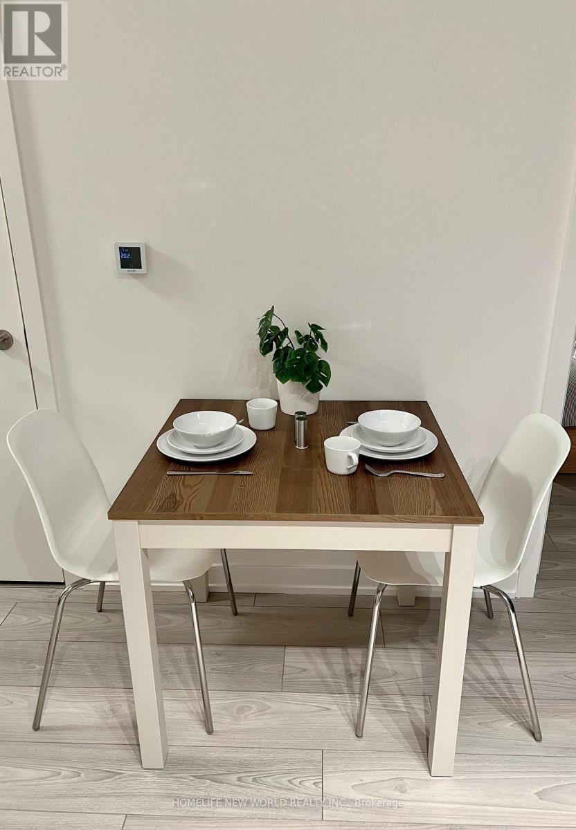 1714 - 120 Broadway Avenue, Toronto, ON - Indoor Photo Showing Dining Room