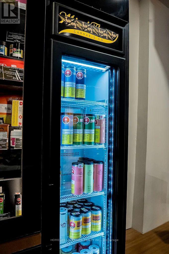 615 King Street W, Toronto, ON