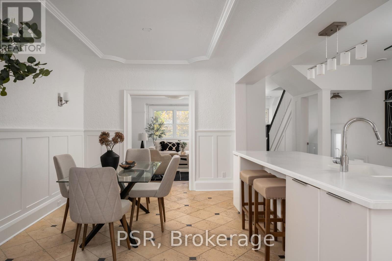 217 Northcliffe Boulevard, Toronto, ON - Indoor Photo Showing Dining Room