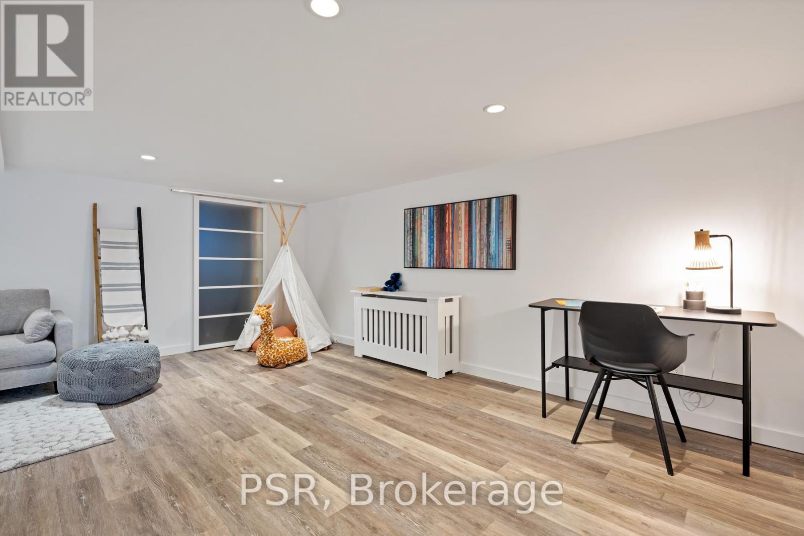 217 Northcliffe Boulevard, Toronto, ON - Indoor