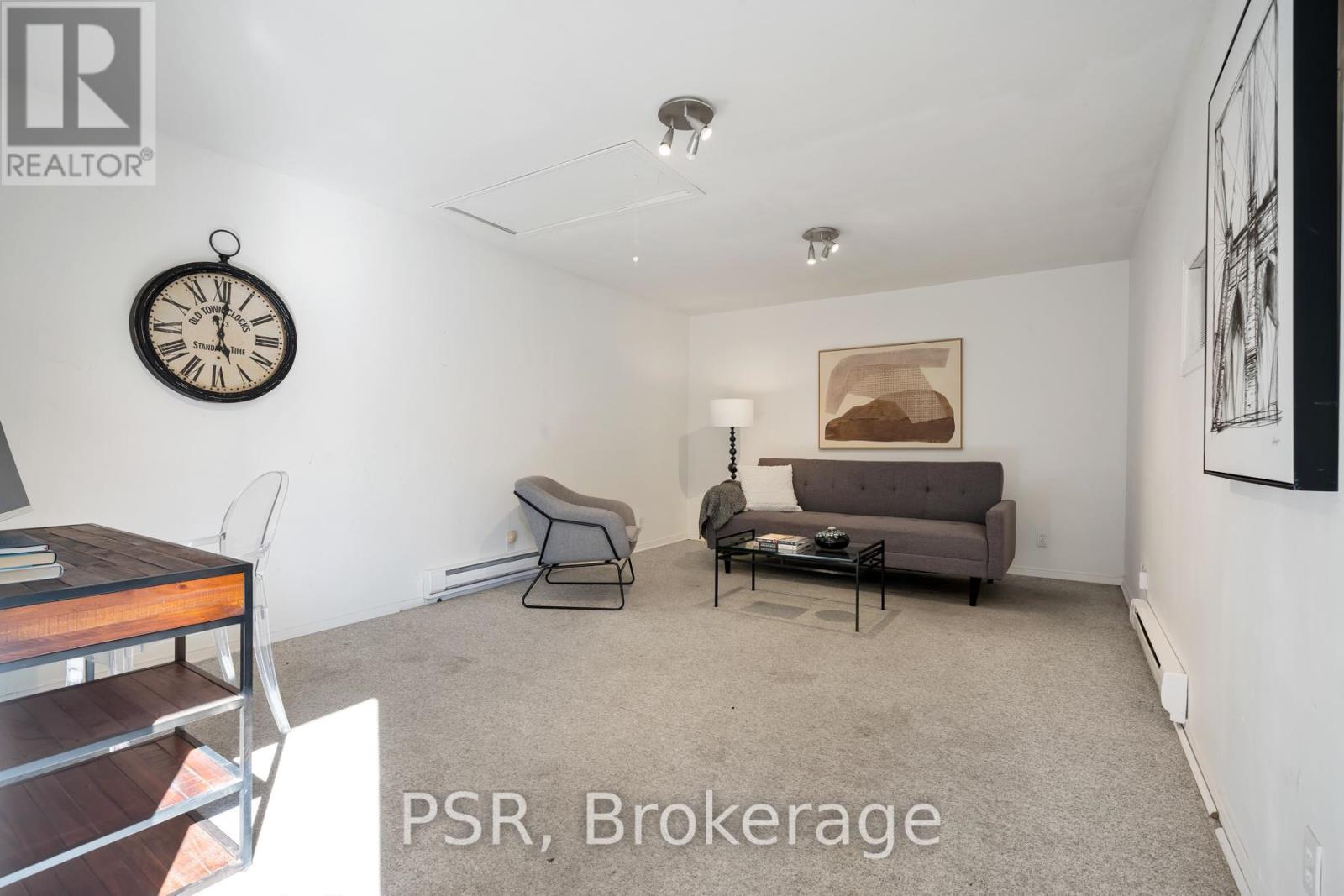 217 Northcliffe Boulevard, Toronto, ON - Indoor