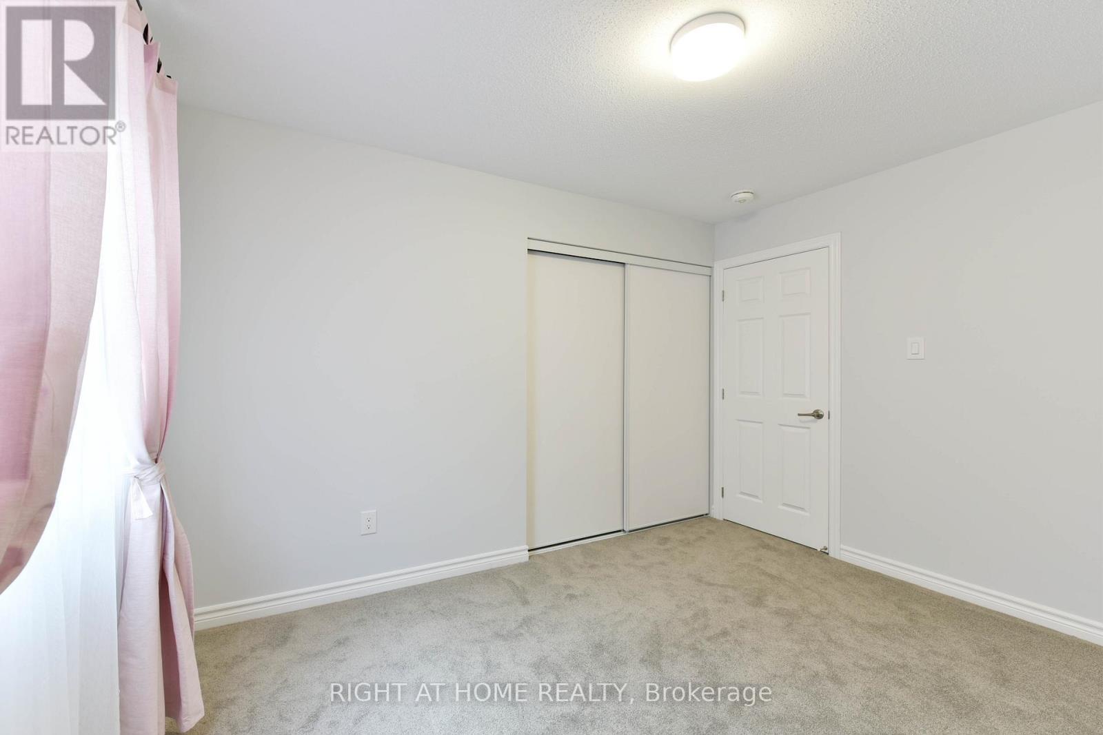 623 Perseus Avenue, Ottawa, ON - Indoor Photo Showing Other Room