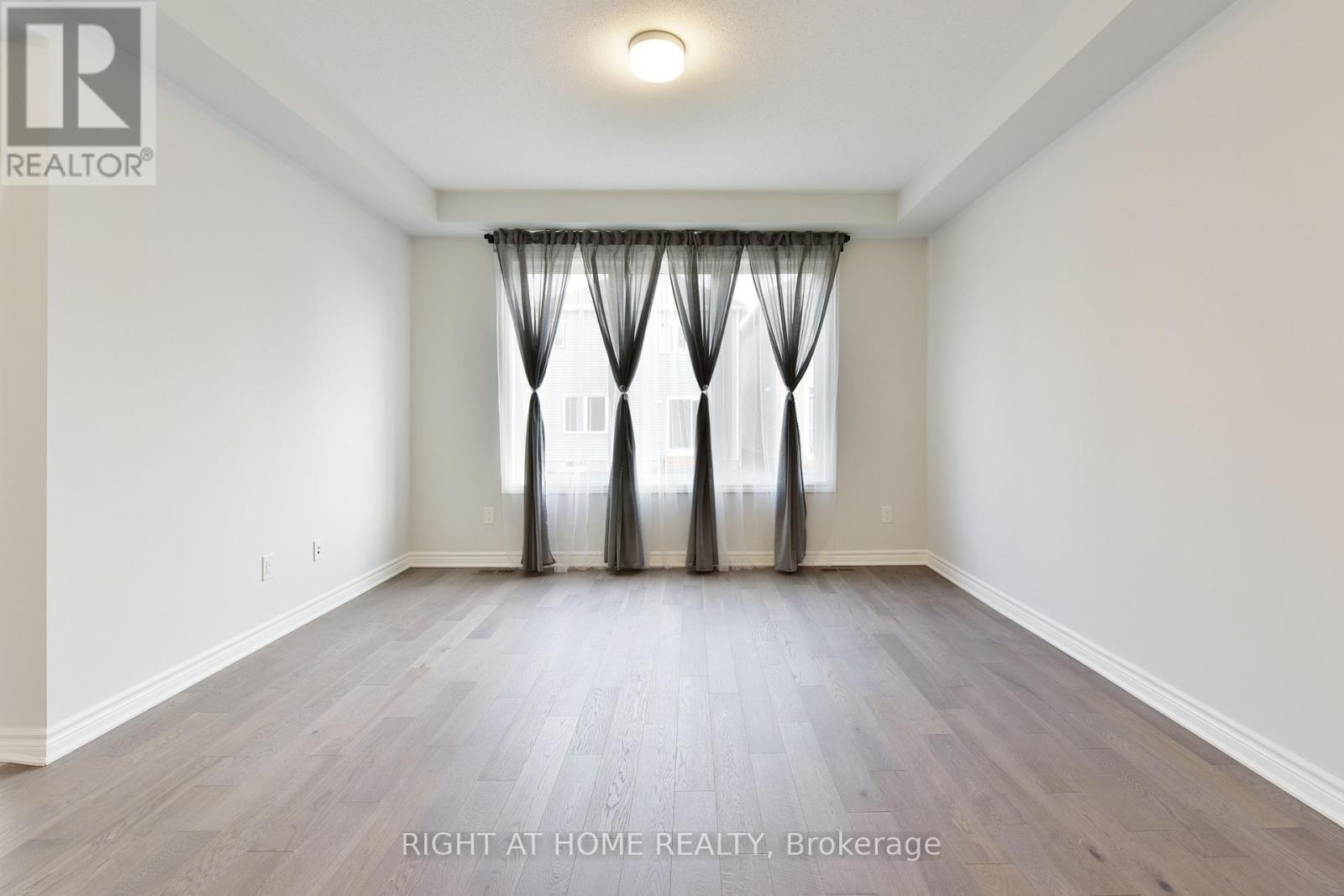 623 Perseus Avenue, Ottawa, ON - Indoor Photo Showing Other Room