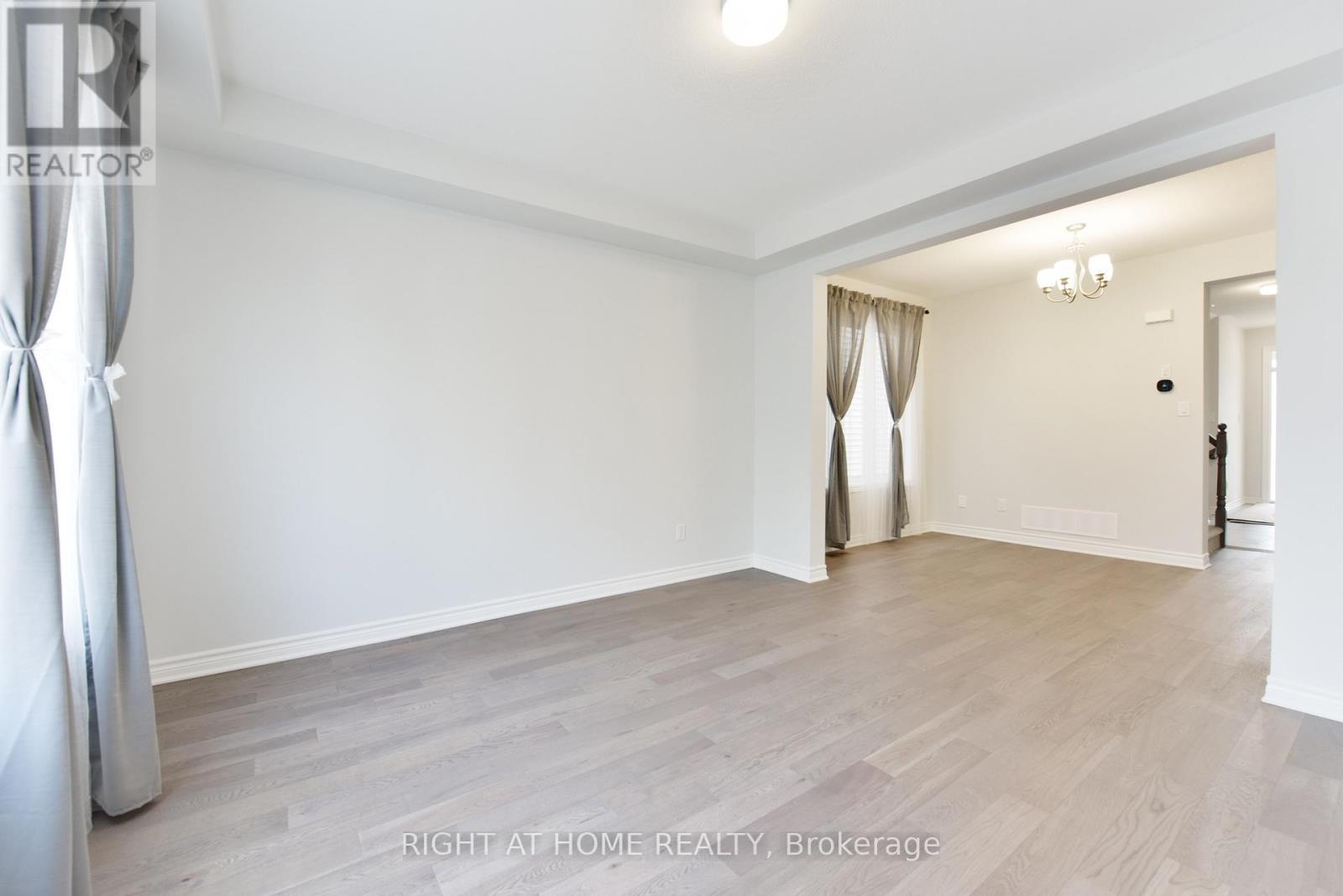 623 Perseus Avenue, Ottawa, ON - Indoor Photo Showing Other Room