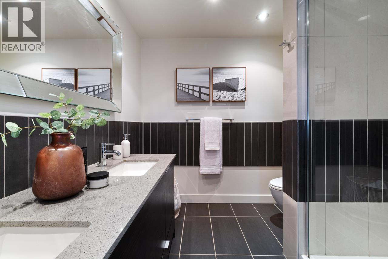 188 Chesterfield Avenue, North Vancouver, BC