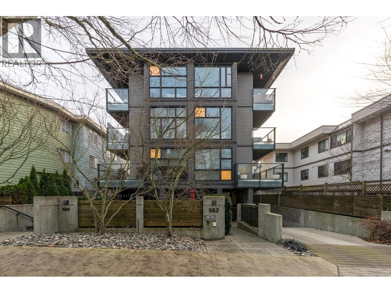 Ph1 562 E 7Th Avenue, Vancouver, BC