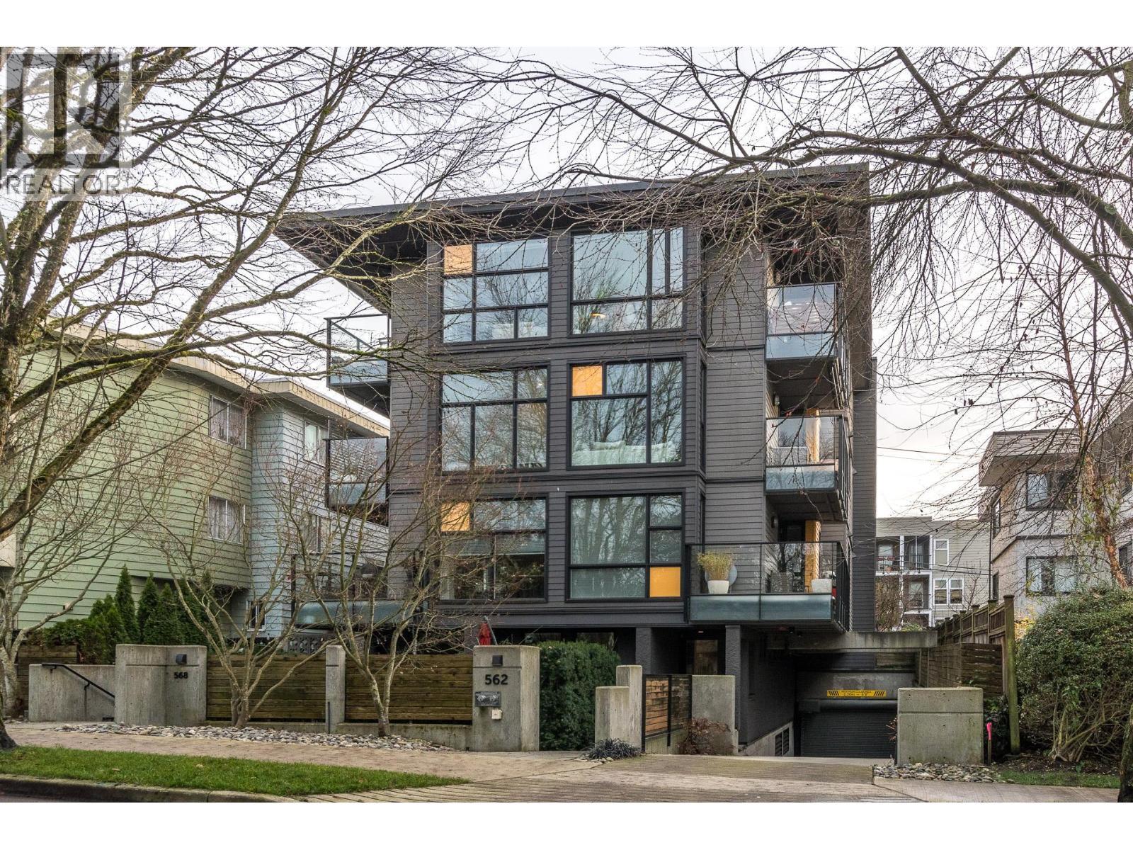 Ph1 562 E 7Th Avenue, Vancouver, BC