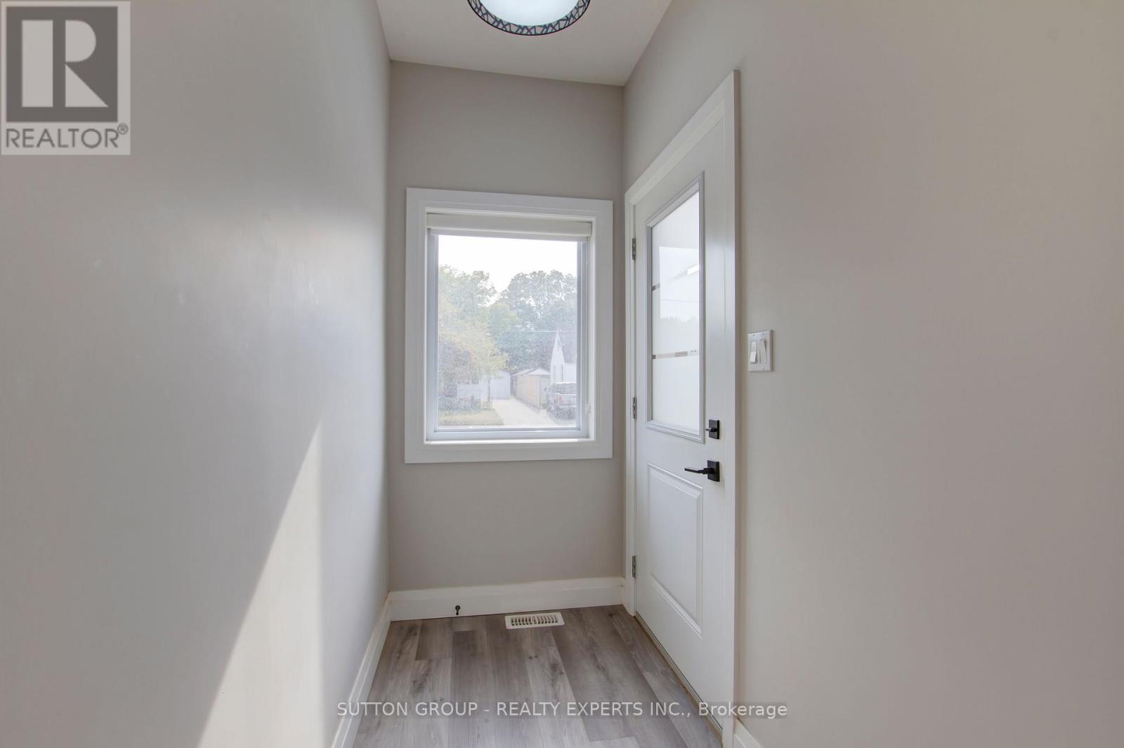 A - 104 Fifth Avenue, Kitchener, ON - Indoor Photo Showing Other Room