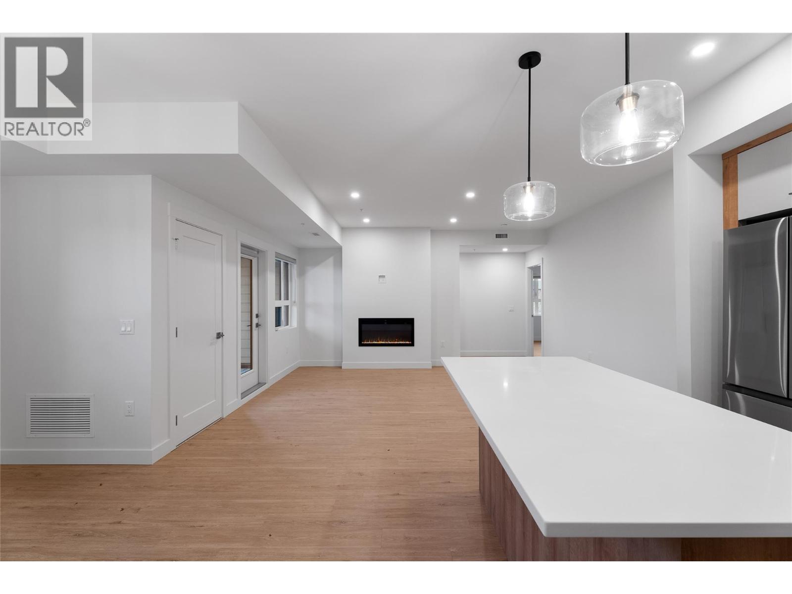 1844 Qu'Appelle Boulevard Unit# 107, Kamloops, BC - Indoor