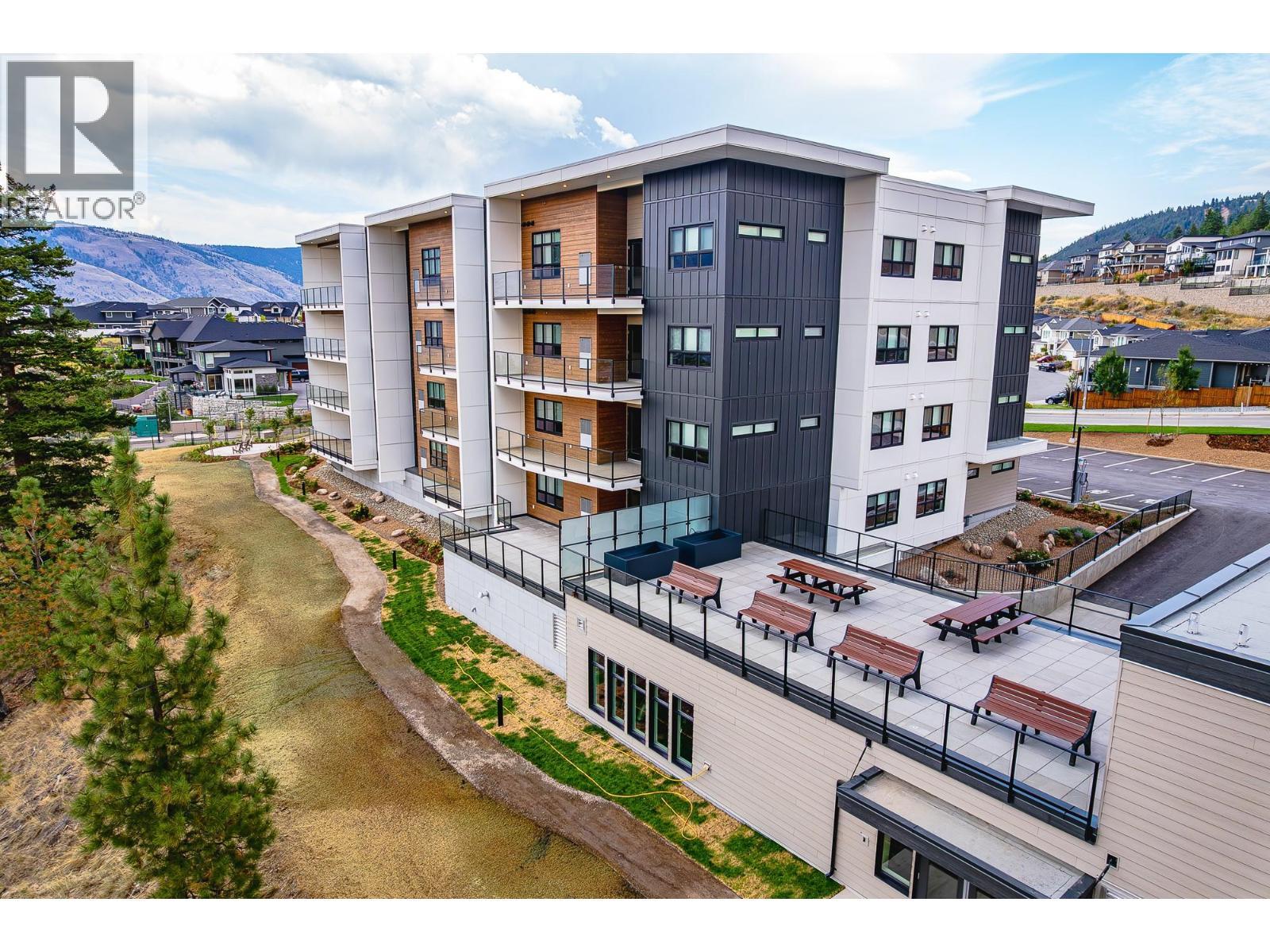 1844 Qu'Appelle Boulevard Unit# 107, Kamloops, BC - Outdoor
