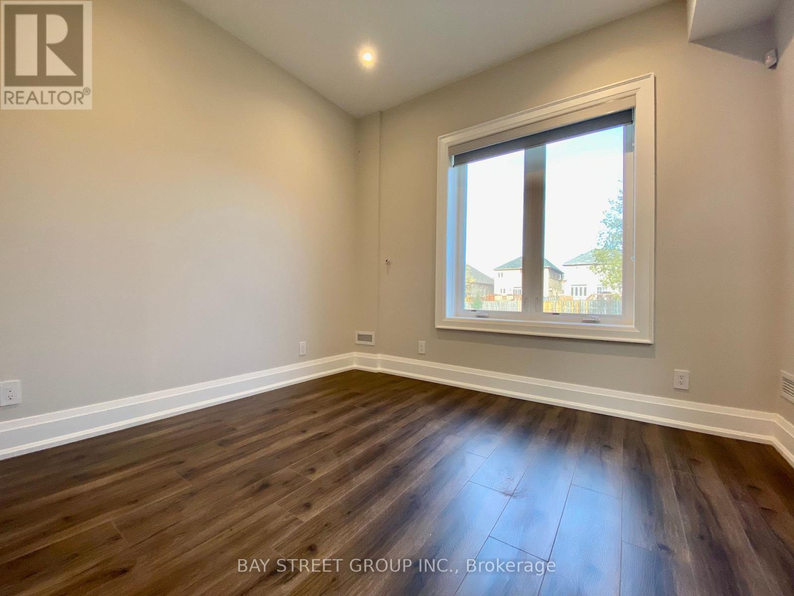 36 Elm Grove Avenue, Richmond Hill, ON - Indoor Photo Showing Other Room