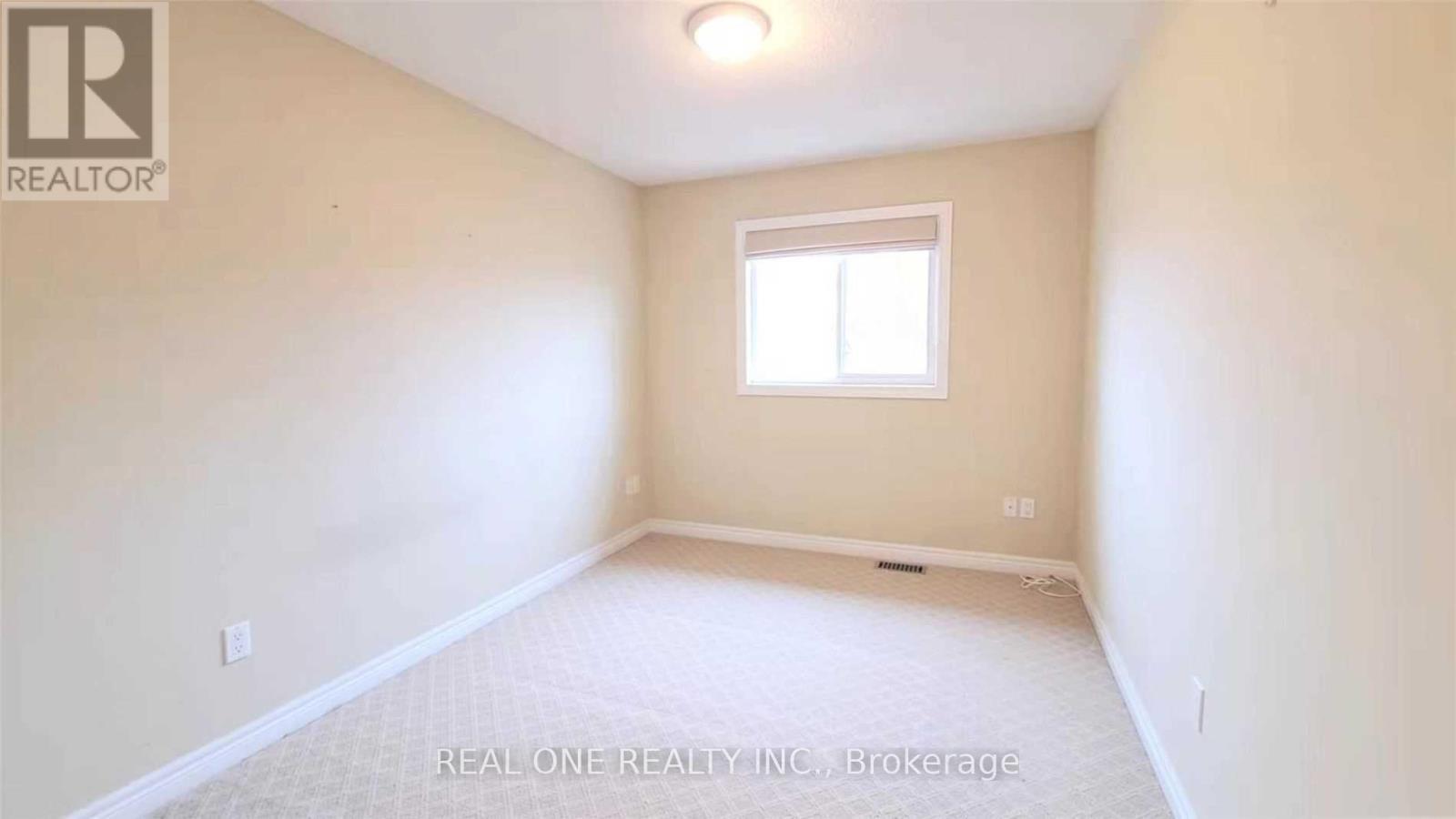 2495 Felhaber Crescent, Oakville, ON - Indoor Photo Showing Other Room