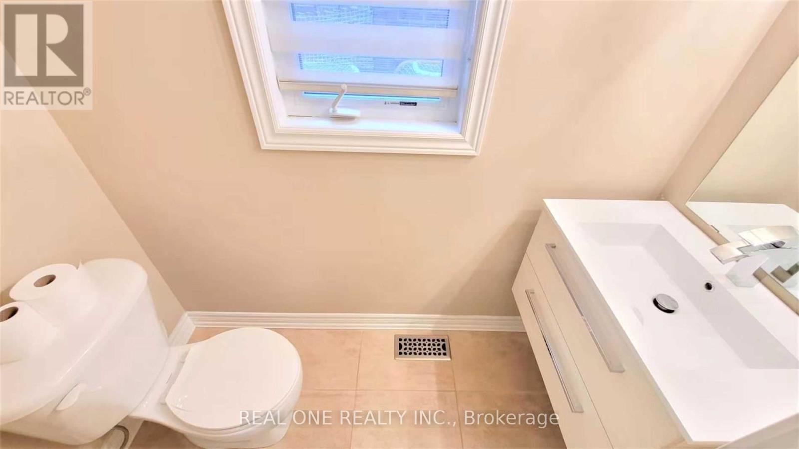 2495 Felhaber Crescent, Oakville, ON - Indoor Photo Showing Bathroom