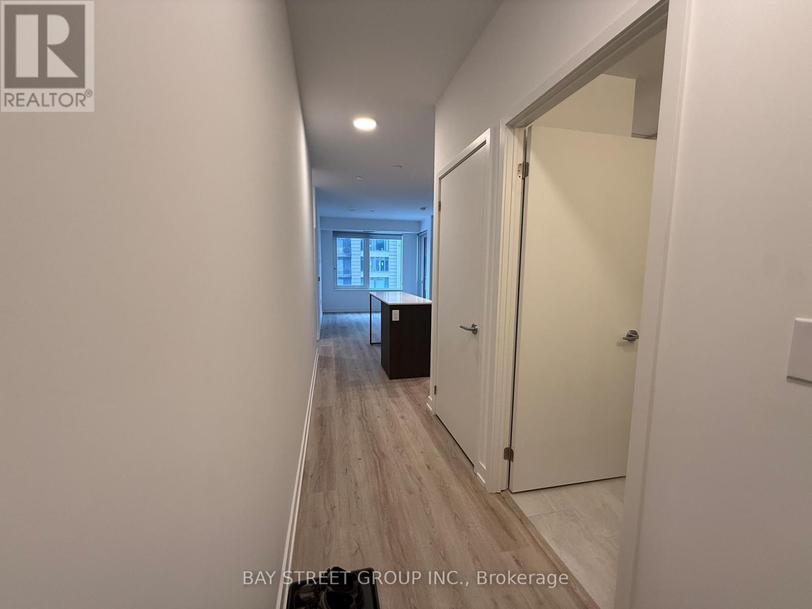 2705 - 395 Square One Drive, Mississauga, ON - Indoor Photo Showing Other Room