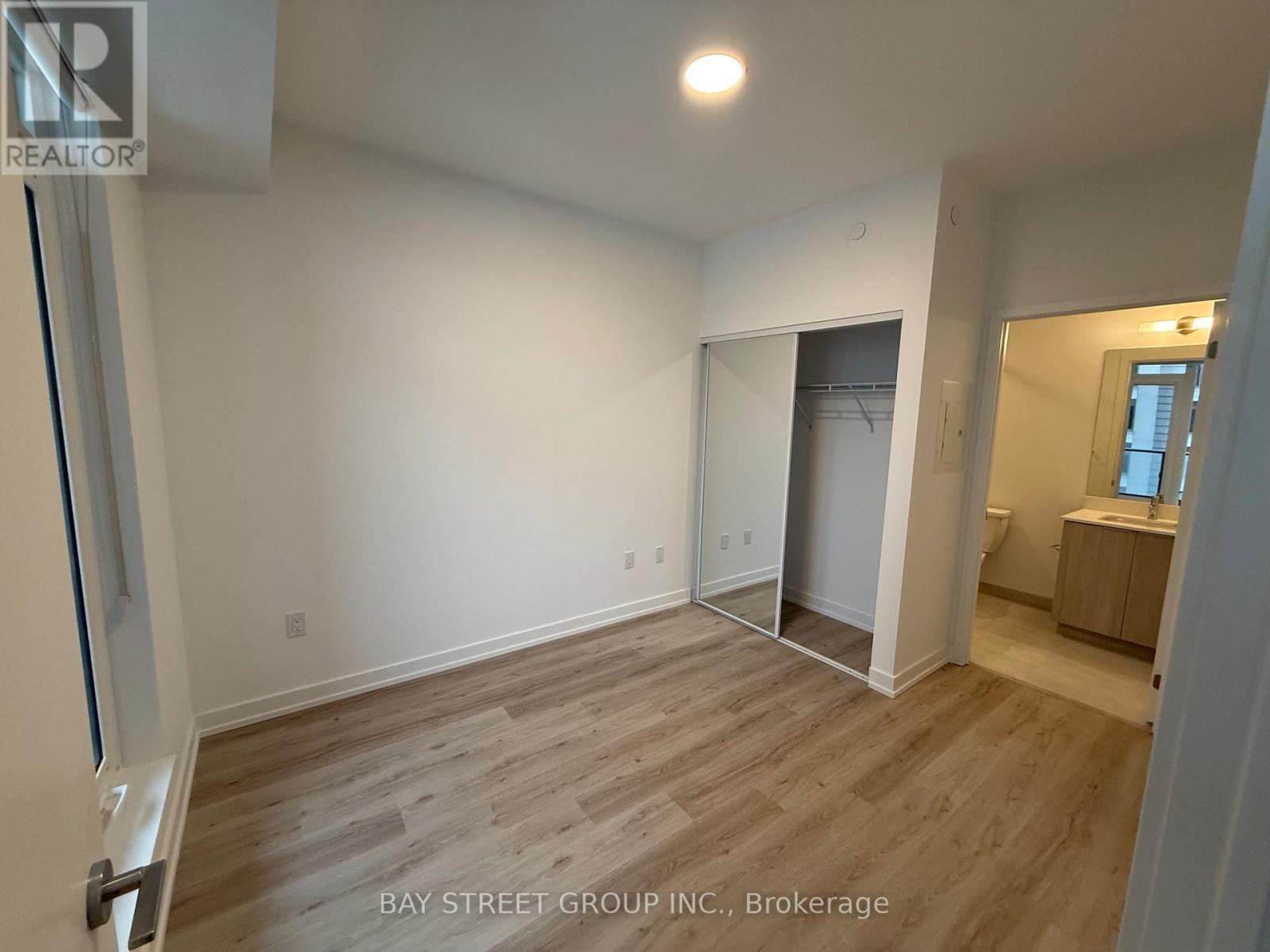 2705 - 395 Square One Drive, Mississauga, ON - Indoor Photo Showing Other Room