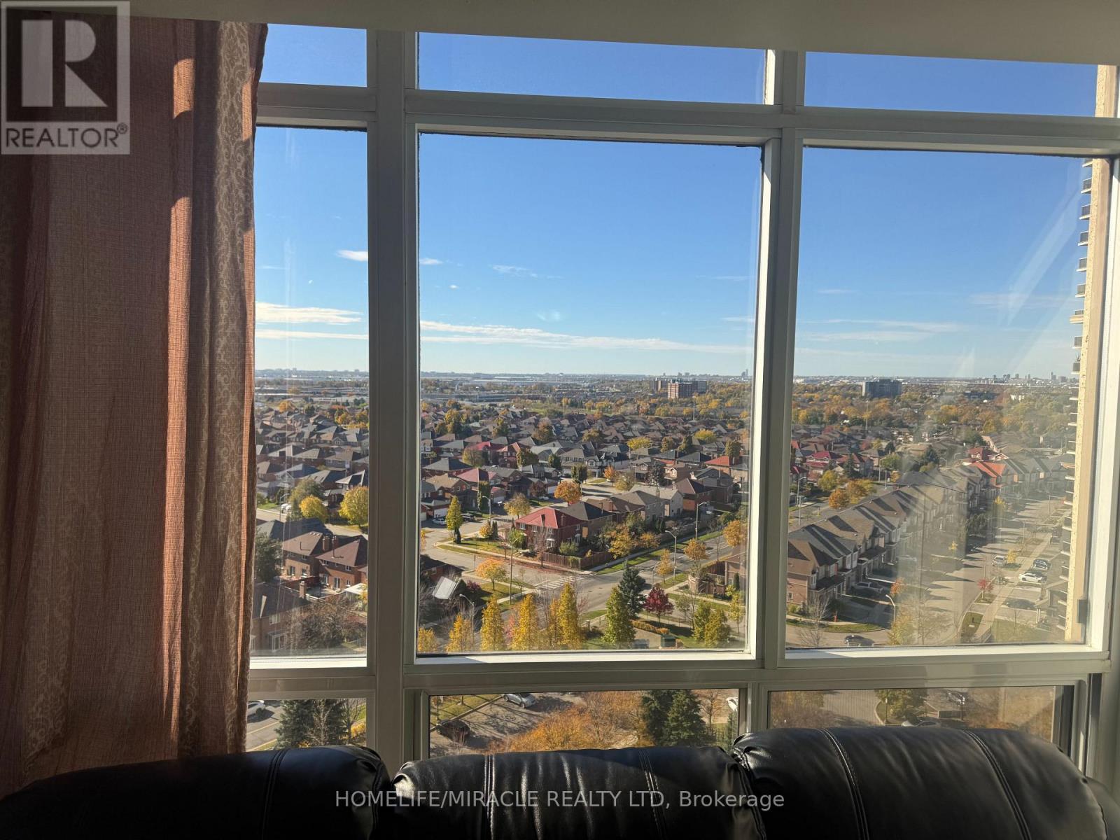 1624 - 700 Humberwood Boulevard, Toronto, ON - Indoor Photo Showing Other Room