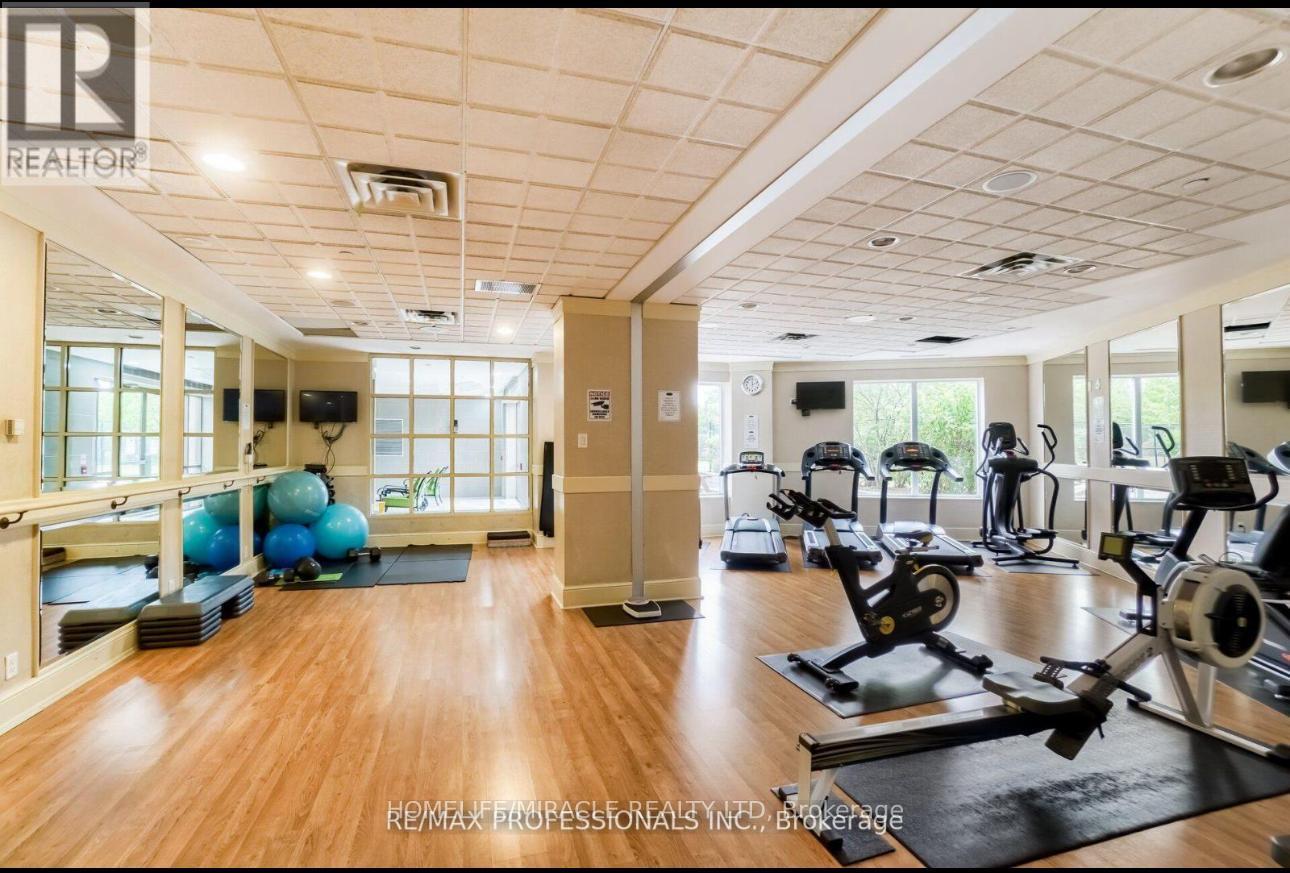 1624 - 700 Humberwood Boulevard, Toronto, ON - Indoor Photo Showing Gym Room