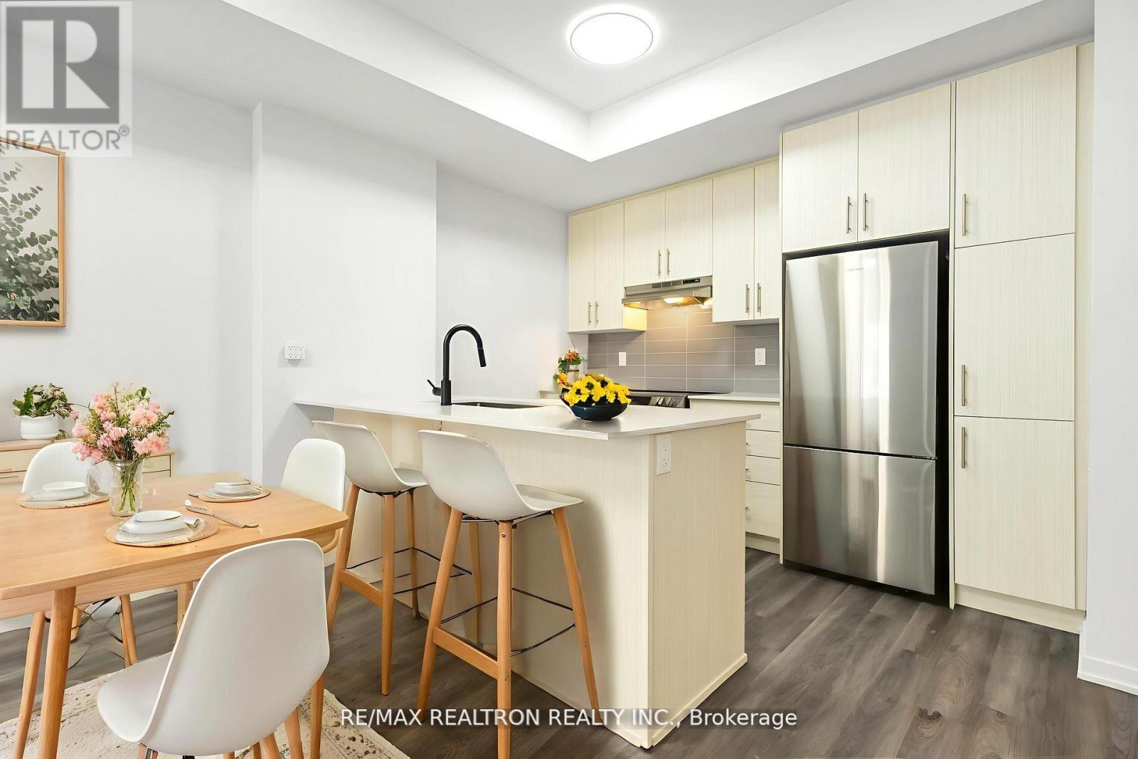 89 - 20 William Jackson Way, Toronto, ON - Indoor