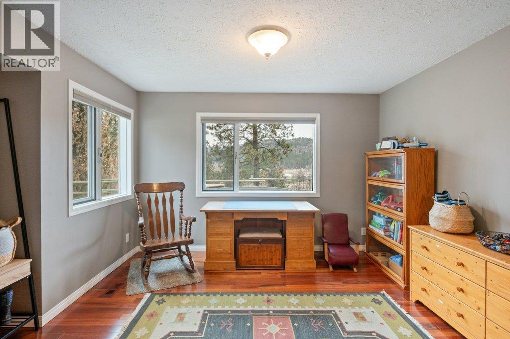 459 Johnson Crescent, Oliver, BC - Indoor