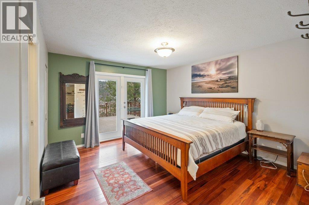 459 Johnson Crescent, Oliver, BC - Indoor Photo Showing Bedroom