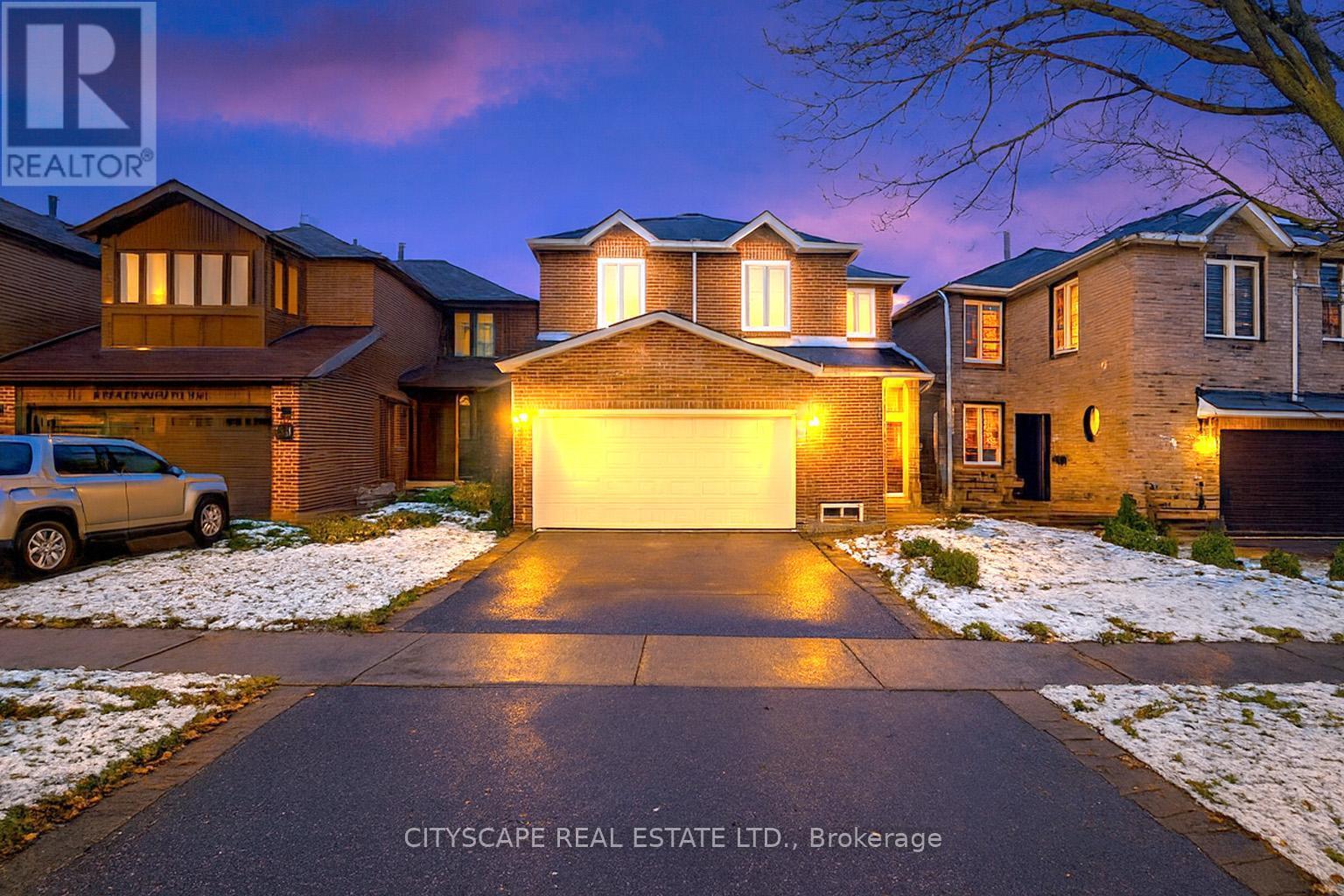 67 Brickstone Circle, Vaughan, ON - Outdoor
