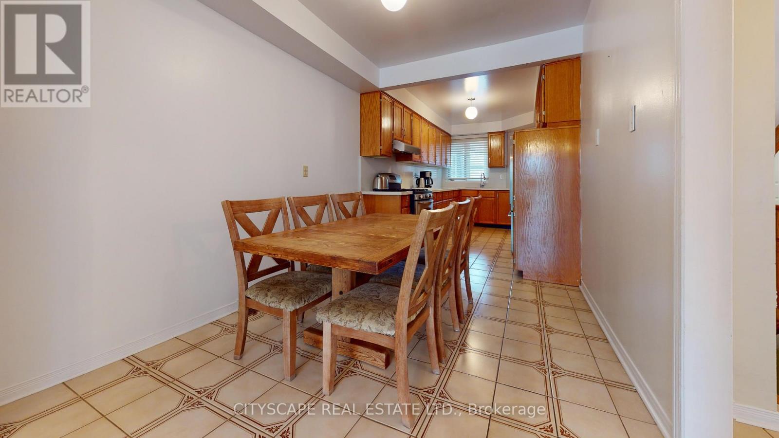 67 Brickstone Circle, Vaughan, ON - Indoor Photo Showing Dining Room
