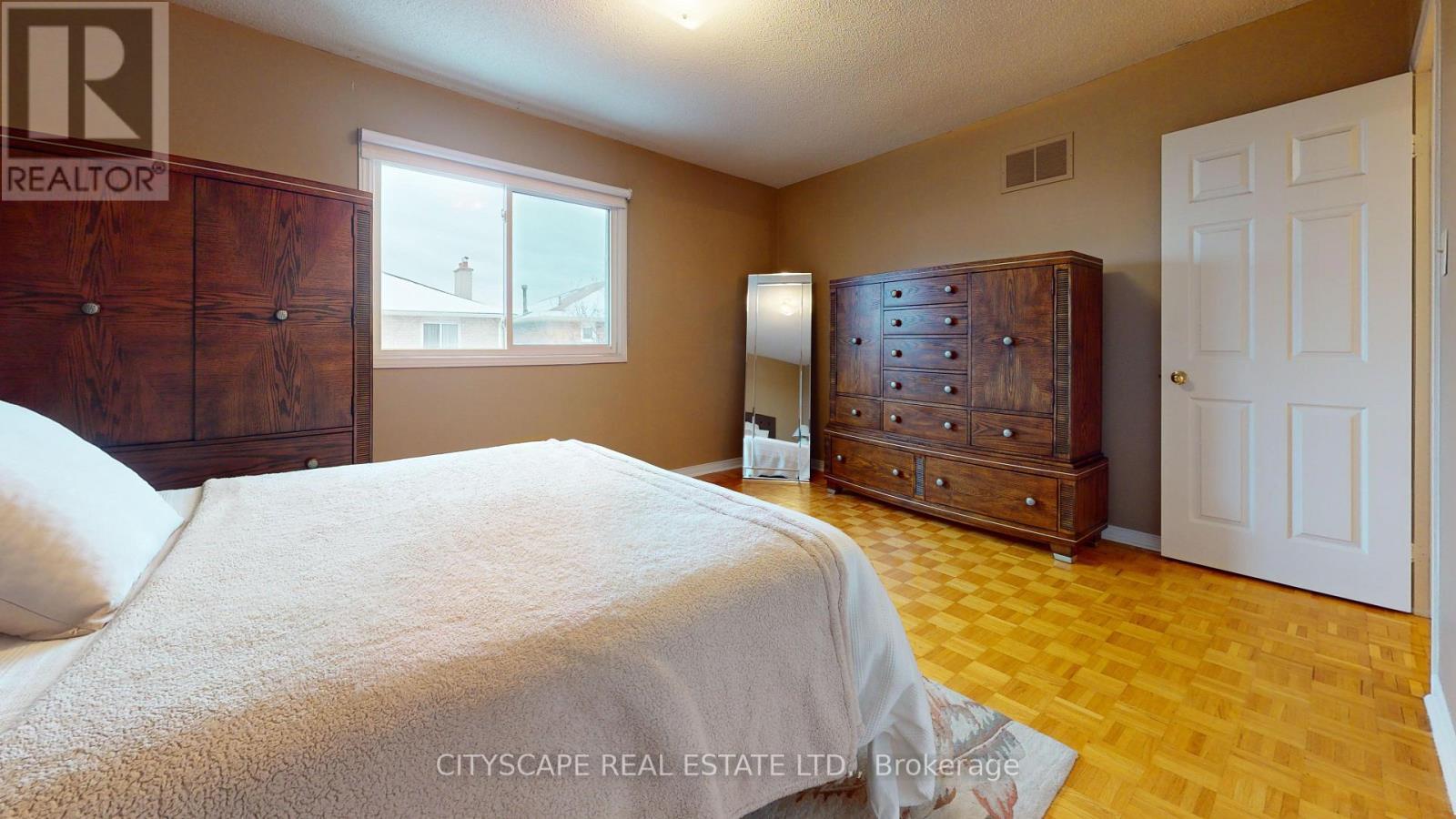 67 Brickstone Circle, Vaughan, ON - Indoor Photo Showing Bedroom
