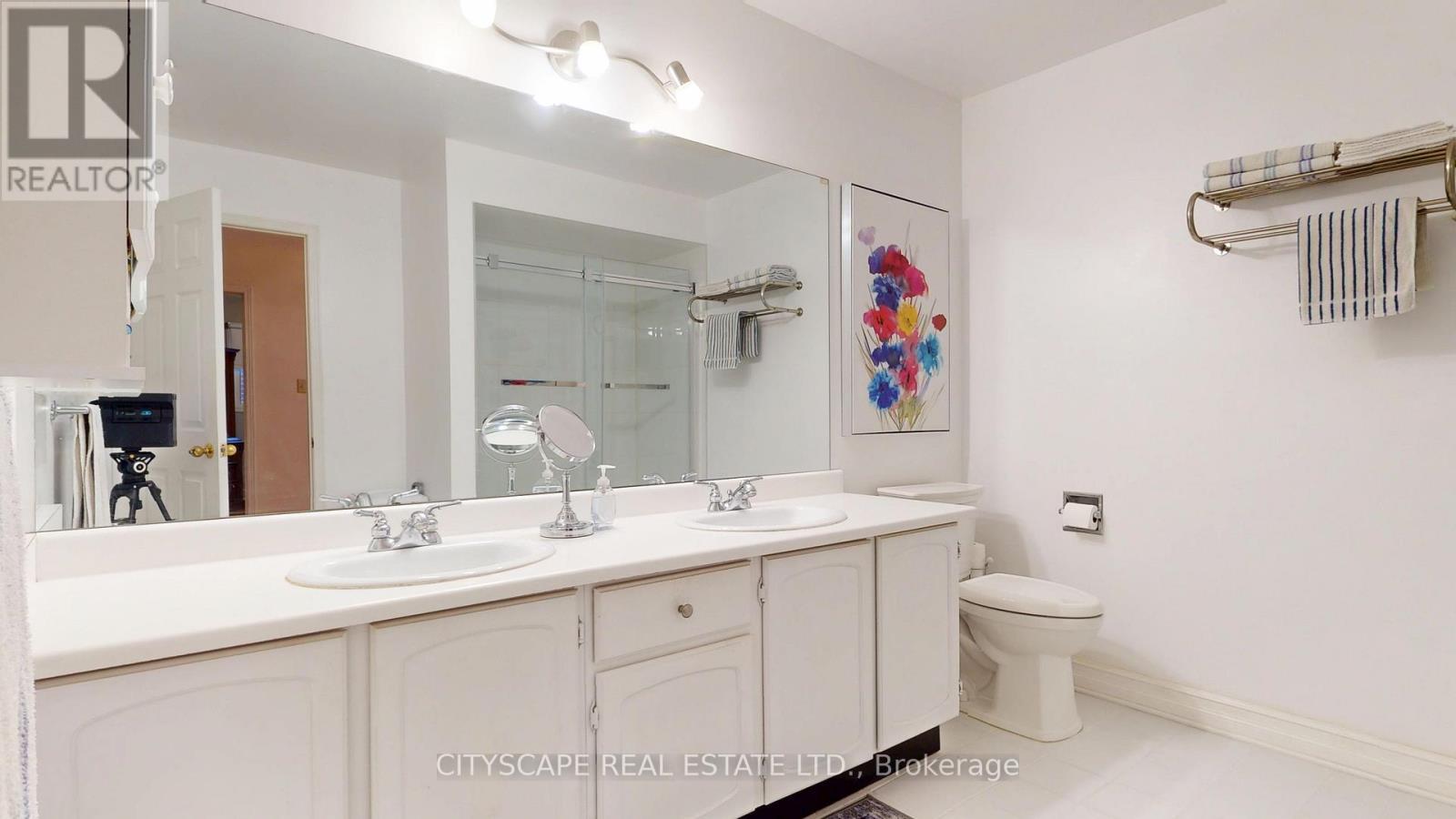 67 Brickstone Circle, Vaughan, ON - Indoor Photo Showing Bathroom