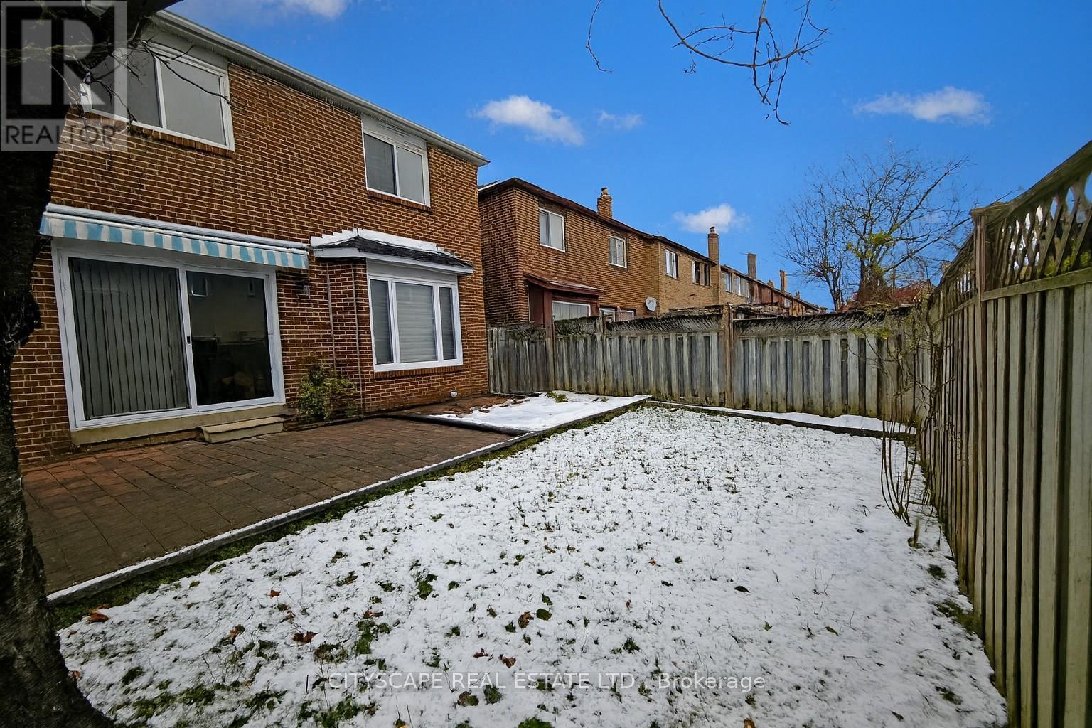 67 Brickstone Circle, Vaughan, ON - Outdoor