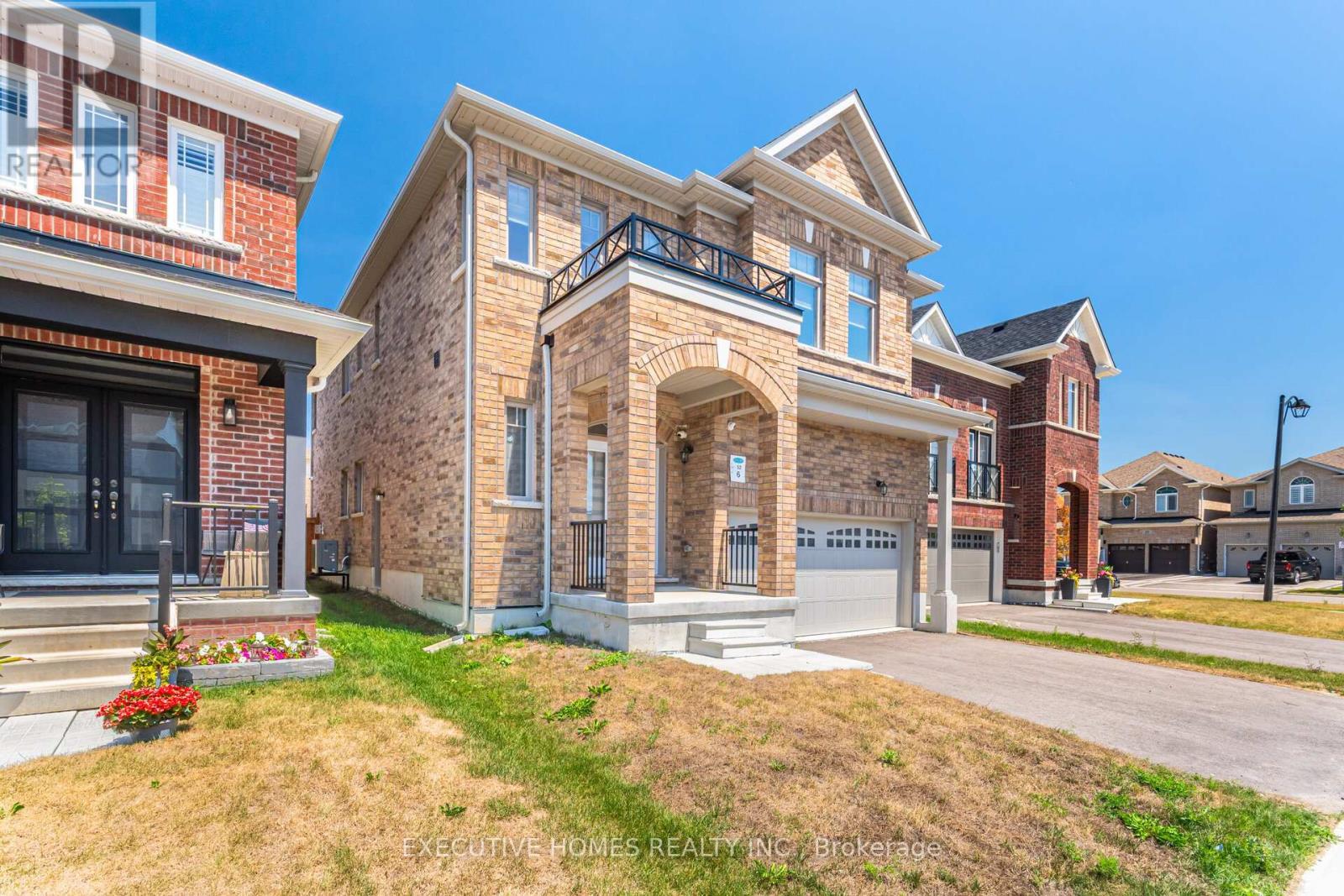 6 Mac Campbell Way, Bradford West Gwillimbury, ON - Outdoor With Facade