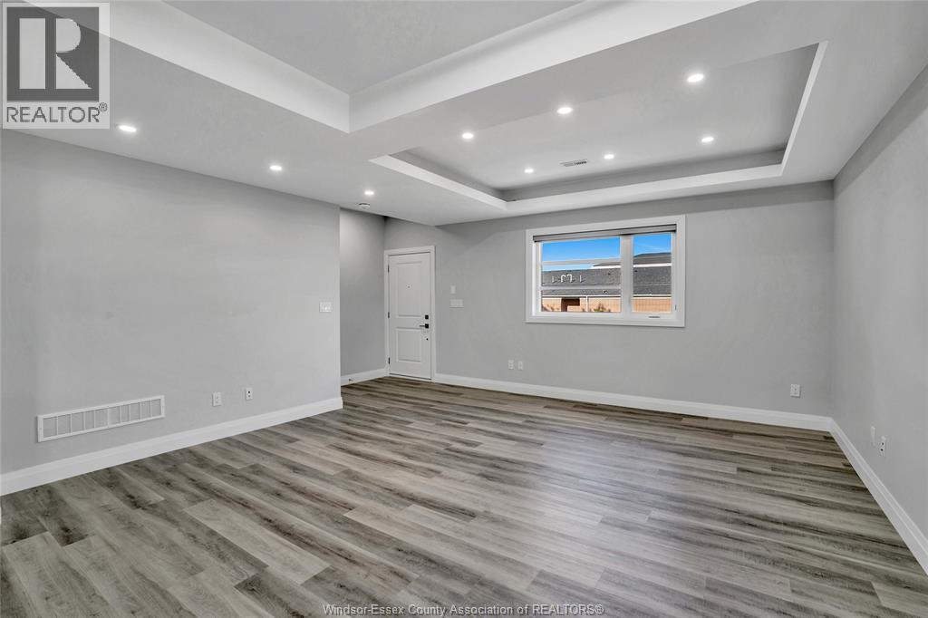 1044 Howard Avenue Unit# A, Windsor, ON - Indoor Photo Showing Other Room