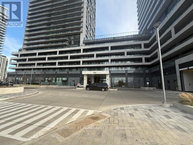 1208 - 8960 Jane Street, Vaughan, ON - Outdoor