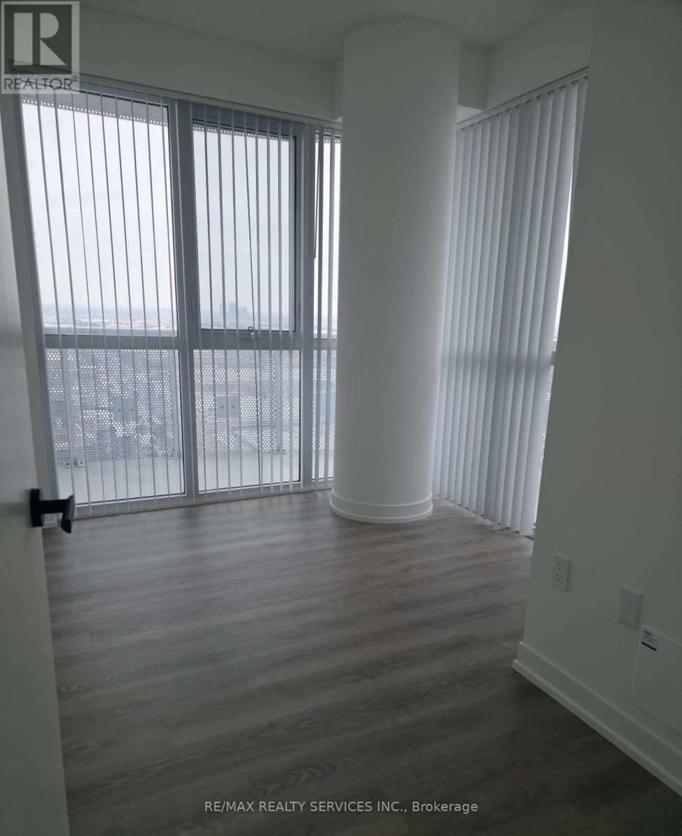 2006 - 8 Interchange Way W, Vaughan, ON - Indoor Photo Showing Other Room