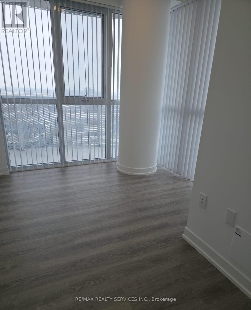 2006 - 8 Interchange Way W, Vaughan, ON - Indoor Photo Showing Other Room