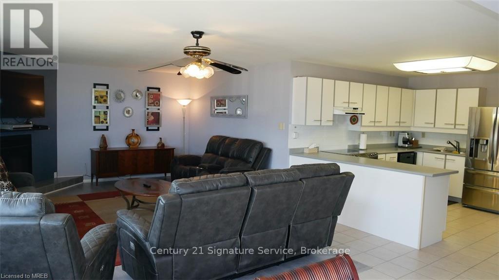 60 - 209472 Highway 26 W, Collingwood, ON - Indoor