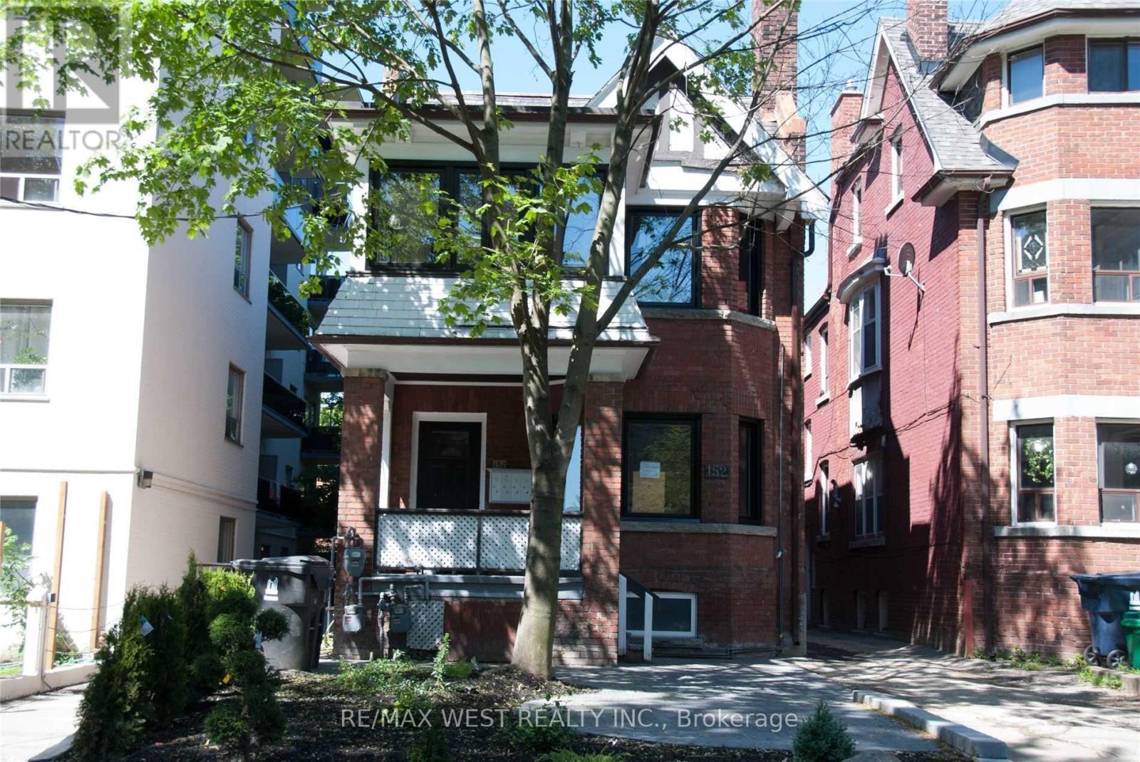 4 - 152 Dowling Avenue, Toronto, ON - Outdoor With Facade