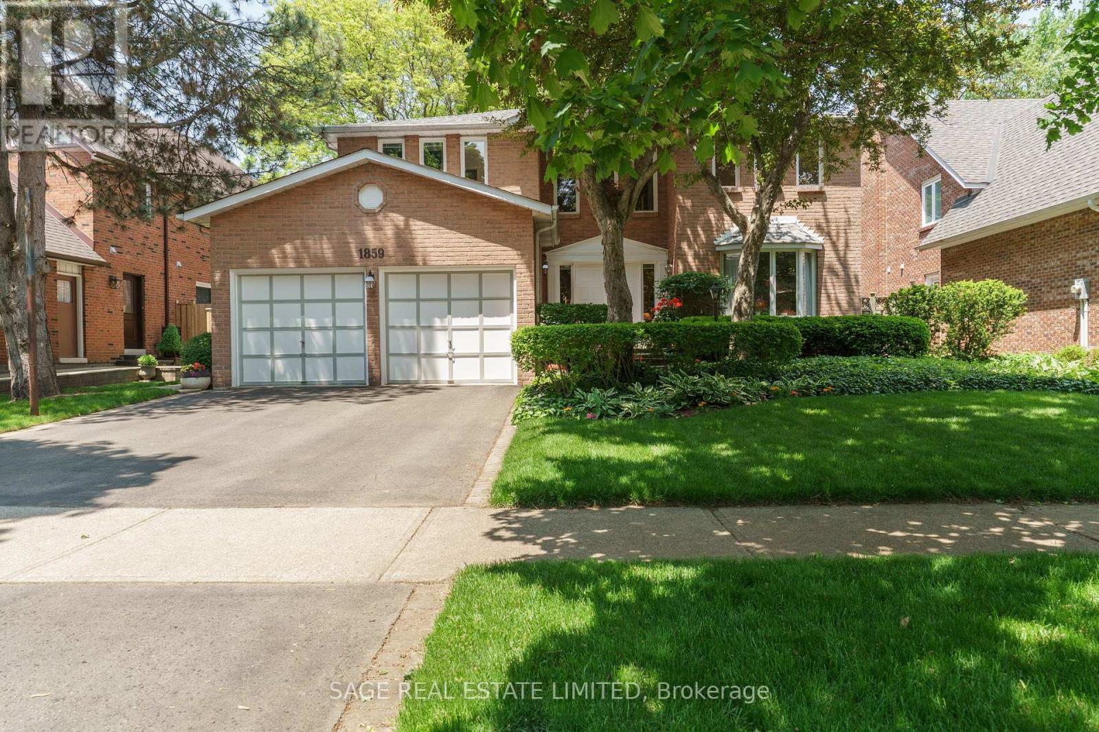 1859 Sherwood Forrest Circle, Mississauga, ON - Outdoor