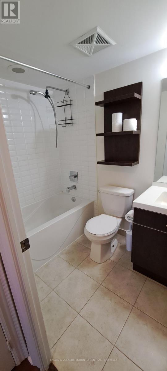 1101 - 28 Ted Rogers Way, Toronto, ON - Indoor Photo Showing Bathroom